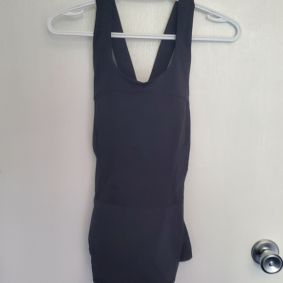 Lululemon peplum tank top - Picture 1 of 2